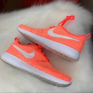 Nike Roshe run flyknit womens shoes